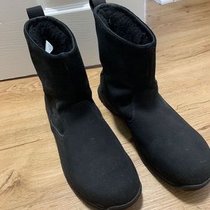 UGG Snow boots